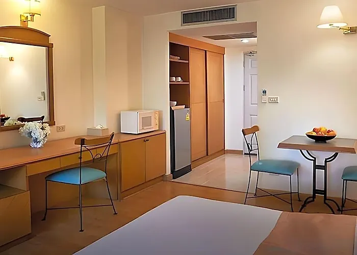 Aparthotel Ravipha Residences